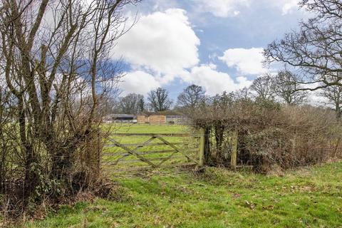 3 bedroom property with land for sale, Appleby Farm, Mundy Bois Road, Egerton, Kent, TN27 9EU