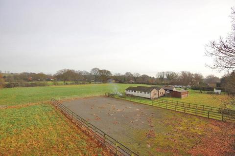 3 bedroom property with land for sale, Appleby Farm, Mundy Bois Road, Egerton, Kent, TN27 9EU