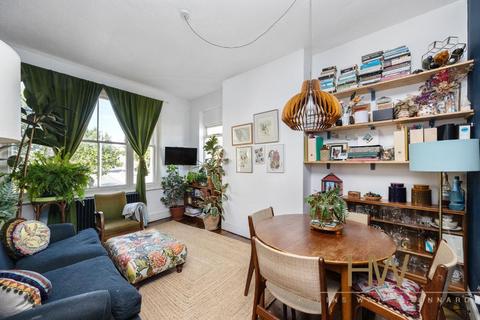 3 bedroom flat for sale, Prestonville Road, Brighton, BN1 3TL