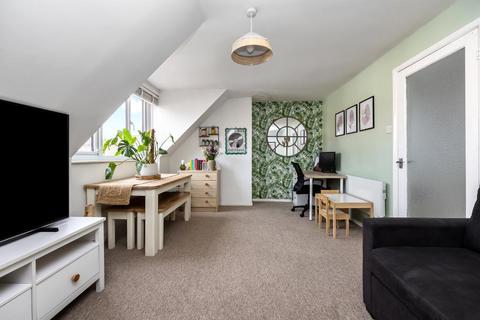 1 bedroom apartment for sale, Vallance Gardens, Hove, BN3 2DB