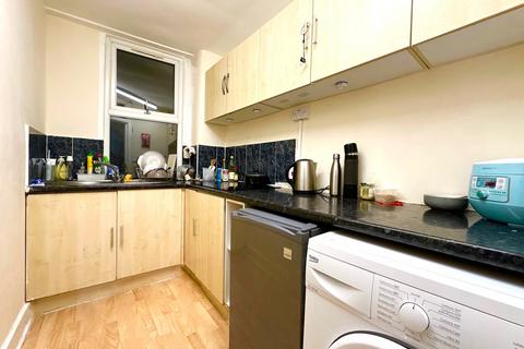 1 bedroom flat to rent, Commercial Road, London E1