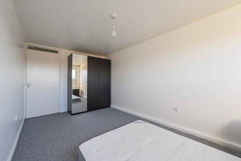 1 bedroom flat to rent, London E3