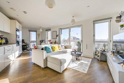 2 bedroom flat for sale, 5 Hannaford Walk, London E3