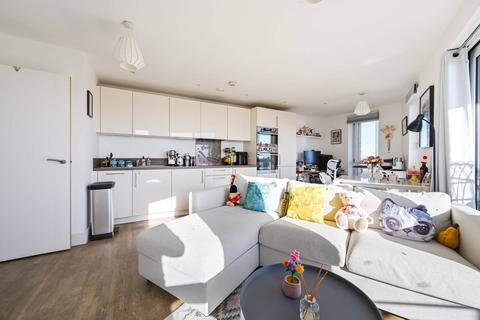 2 bedroom flat for sale, 5 Hannaford Walk, London E3