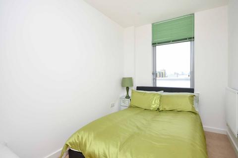 2 bedroom flat to rent, Caspian Apartments, Limehouse, London, E14