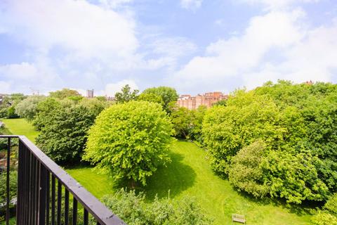 3 bedroom flat for sale, Sutherland Avenue, Maida Vale, London, W9