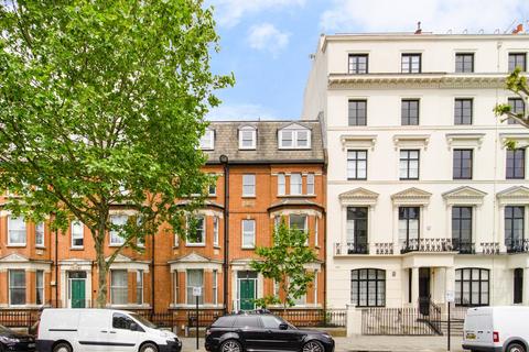 3 bedroom flat for sale, Sutherland Avenue, Maida Vale, London, W9