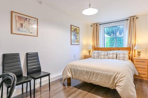 2 bedroom flat for sale, Fernhead Road, Queen's Park, London, W9