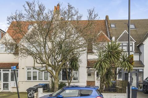 4 bedroom end of terrace house for sale, Norbury Crescent, Norbury, London, SW16