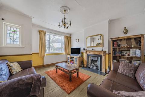 4 bedroom end of terrace house for sale, Norbury Crescent, Norbury, London, SW16