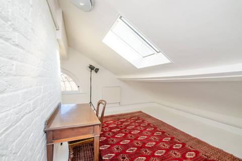 4 bedroom flat to rent, Kennington Road, Kennington, London, SE11