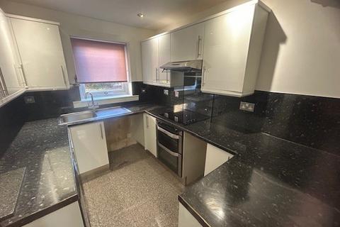 2 bedroom flat to rent, 1 Tannadice Court, Tannadice Street, Dundee, DD3 7QB