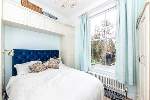 2 bedroom apartment for sale, Thicket Road, London, SE20