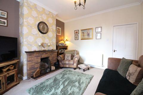 3 bedroom end of terrace house for sale, Bromley Lane, Kingswinford DY6