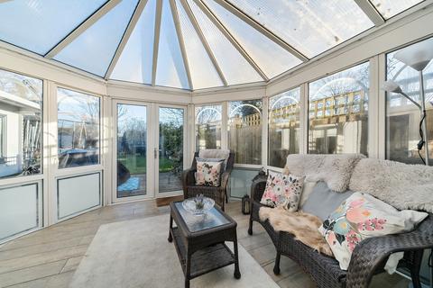 10 Ardingly, Bracknell, RG12 8XR