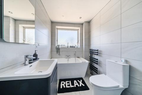10 Ardingly, Bracknell, RG12 8XR
