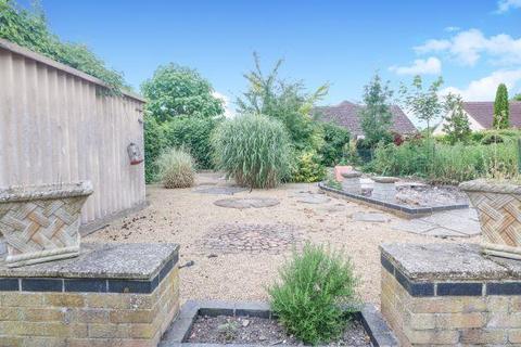 2 bedroom bungalow to rent, High Street, Abingdon OX13