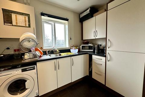 2 bedroom apartment for sale, Merton Way , Walsall WS2