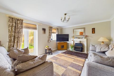 3 bedroom detached house for sale, Field Acre Way, Long Stratton, Norwich