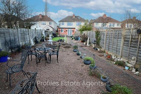 3 bedroom semi-detached house for sale, Coventry Road, Hinckley