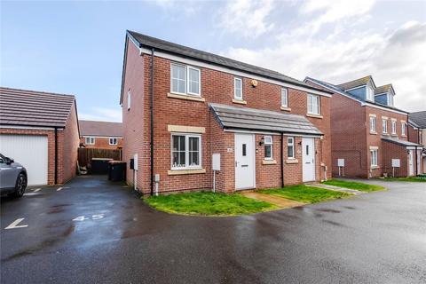 3 bedroom semi-detached house for sale, Messor Gardens, Bedfordshire LU7