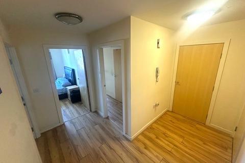 2 bedroom flat to rent, Northolt UB5