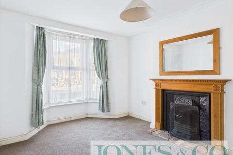 3 bedroom terraced house to rent, Magdalen Road