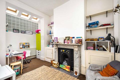 3 bedroom terraced house for sale, Holly Road, Leytonstone, London, E11