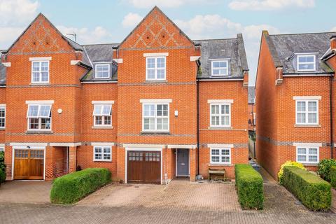 5 bedroom end of terrace house for sale, Beningfield Drive, St. Albans AL2