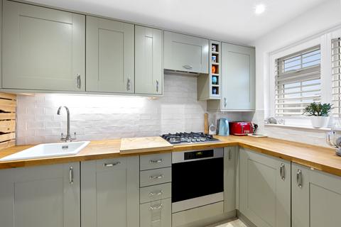 1 bedroom apartment for sale, Minstrel Gardens, Surbiton KT5