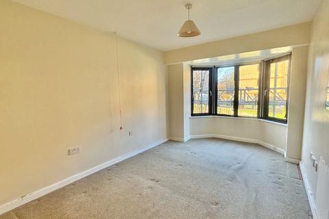 1 bedroom apartment for sale, Court Place, Folkestone CT20