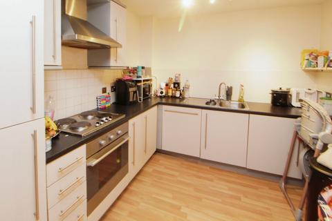 2 bedroom apartment for sale, Glossop Brook Road, Derbyshire SK13