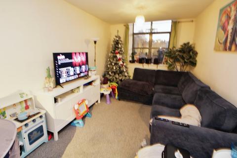 2 bedroom apartment for sale, Glossop Brook Road, Derbyshire SK13