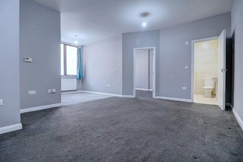 1 bedroom apartment to rent, Priory Road, Buckinghamshire HP13