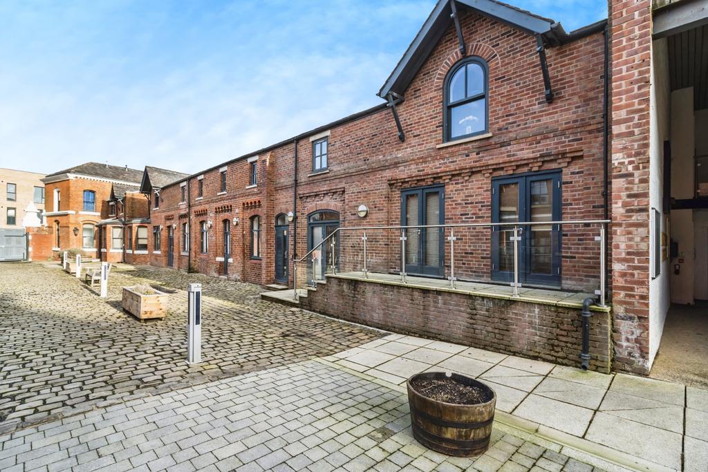 Communal Courtyard
