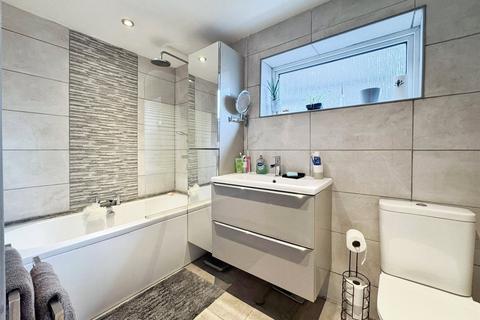 37 South Gipsy Road, Welling, DA16 1HP