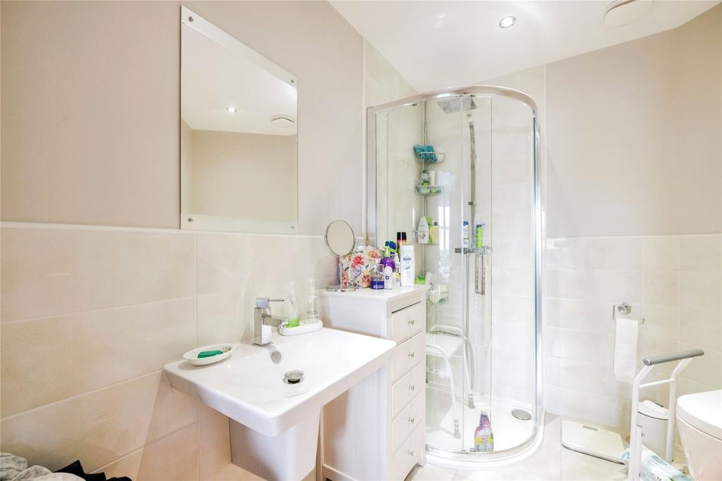 En-Suite Shower