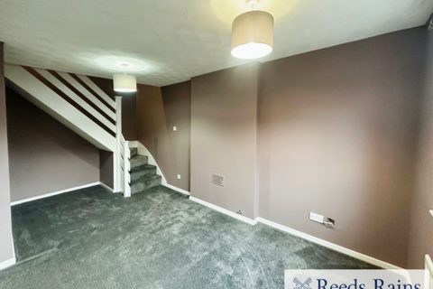 2 bedroom semi-detached house to rent, Pentlands Avenue, Greater Manchester M7