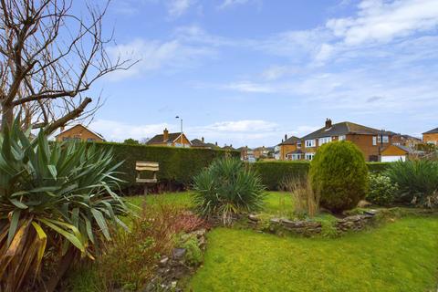 3 bedroom detached house for sale, Lady Ediths Park, North Yorkshire YO12