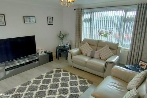 2 bedroom bungalow for sale, Maes Isaf, Wrexham LL14