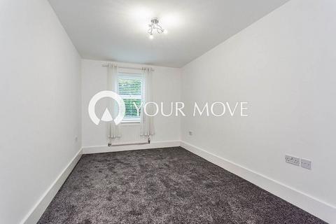 2 bedroom flat to rent, The Coppice, Manchester M28