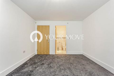 2 bedroom flat to rent, The Coppice, Manchester M28