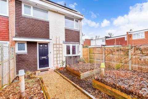 3 bedroom end of terrace house for sale, Willow Tree Gardens, Fareham, Hampshire