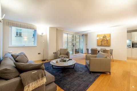 3 bedroom flat to rent, William Mews, Knightsbridge, SW1X