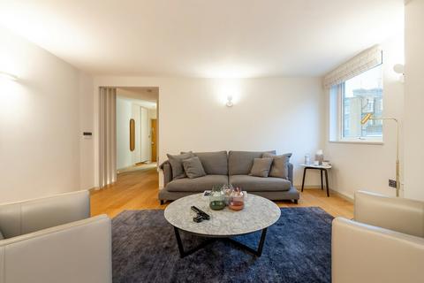 3 bedroom flat to rent, William Mews, Knightsbridge, SW1X