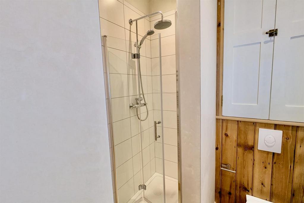 Luxury Shower.jpeg