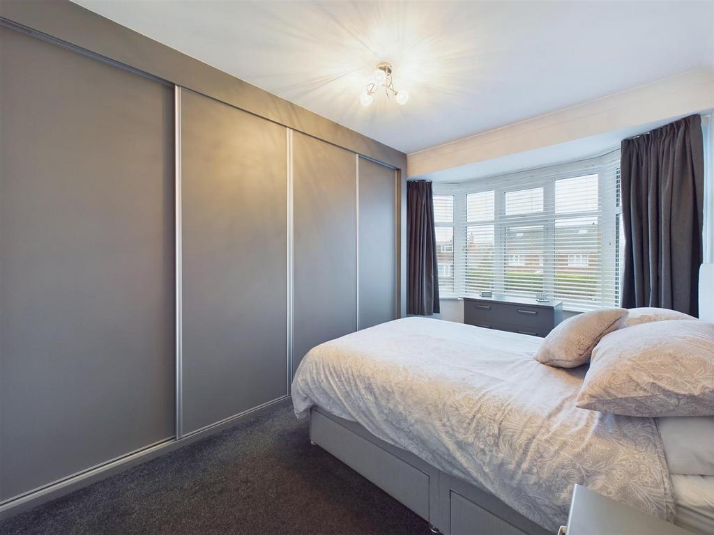 Bedroom: