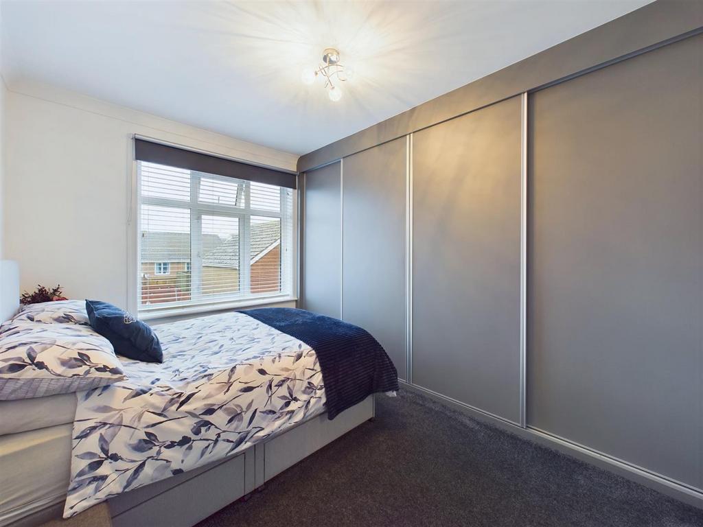 Bedroom: