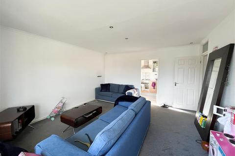 2 bedroom apartment to rent, Green Hall Mews, Wilmslow