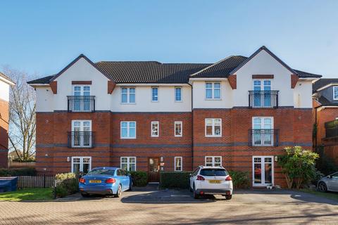 2 bedroom flat for sale, Causton Gardens, Hampshire SO50